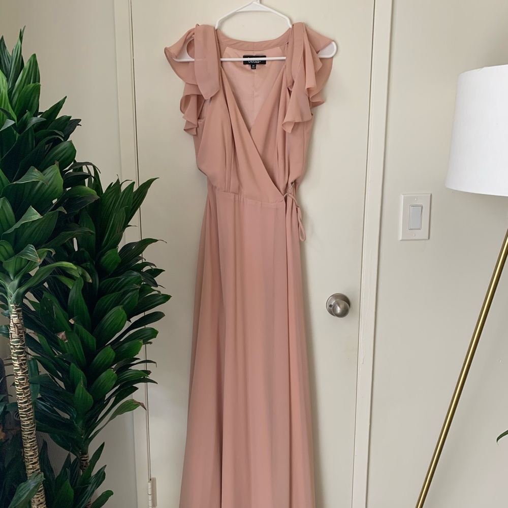 Blush Flowy Dress • Engagement Photo Dress
